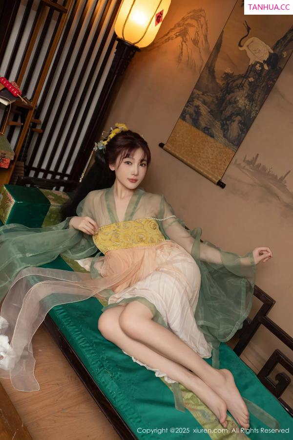   [XiuRen]高清写真图 2025.04.29 No.10223 陆萱萱 性感古装第57张图片